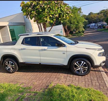 FIAT TORO 2.0 16V TURBO DIESEL VOLCANO 4WD AT9